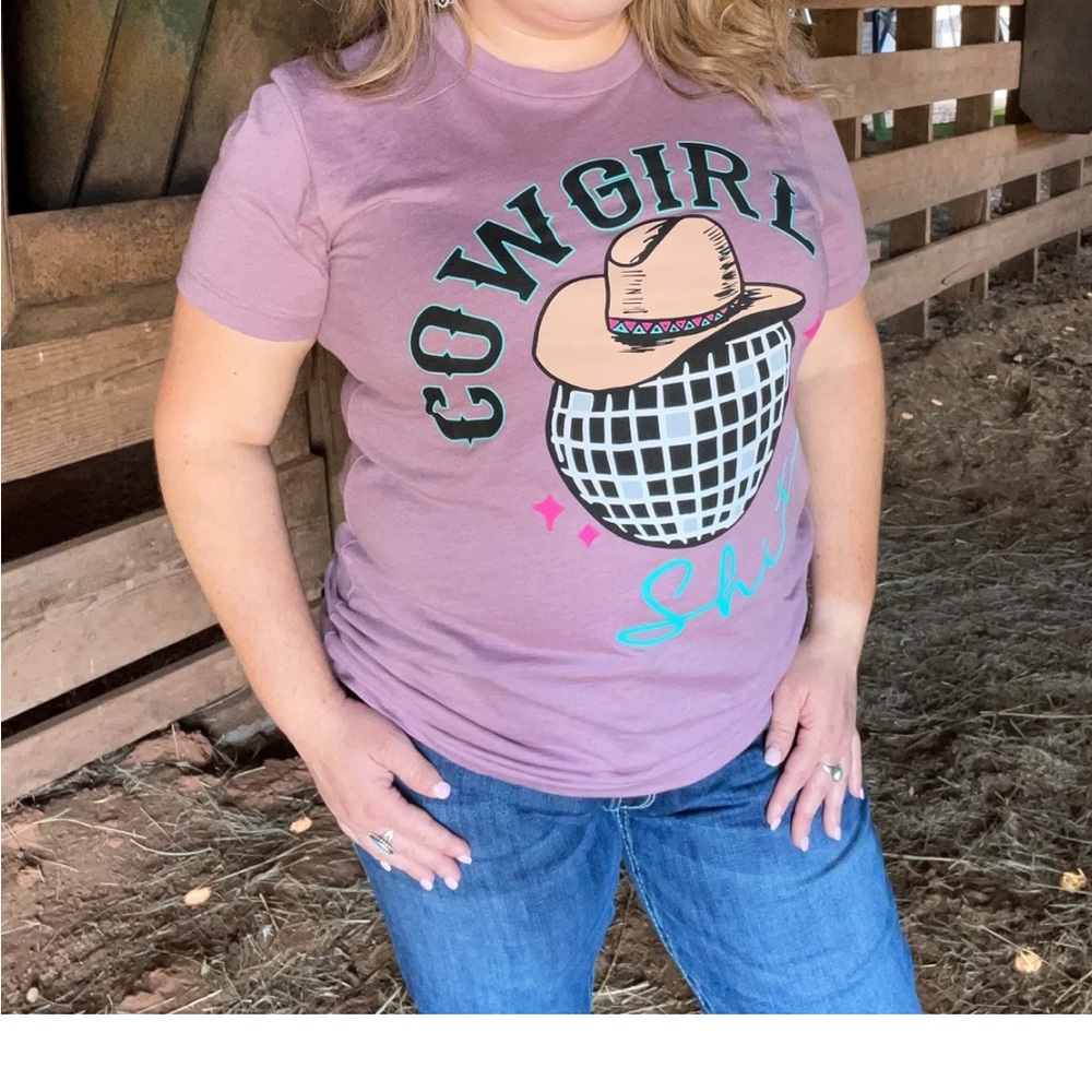 Cowgirl Era Graphic Tee Western T-Shirt Retro Vintage Style